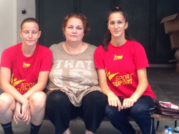 EXCLUSIV / Campioana mondială Abed Kader nu şi-a mai văzut tatăl de 10 ani!