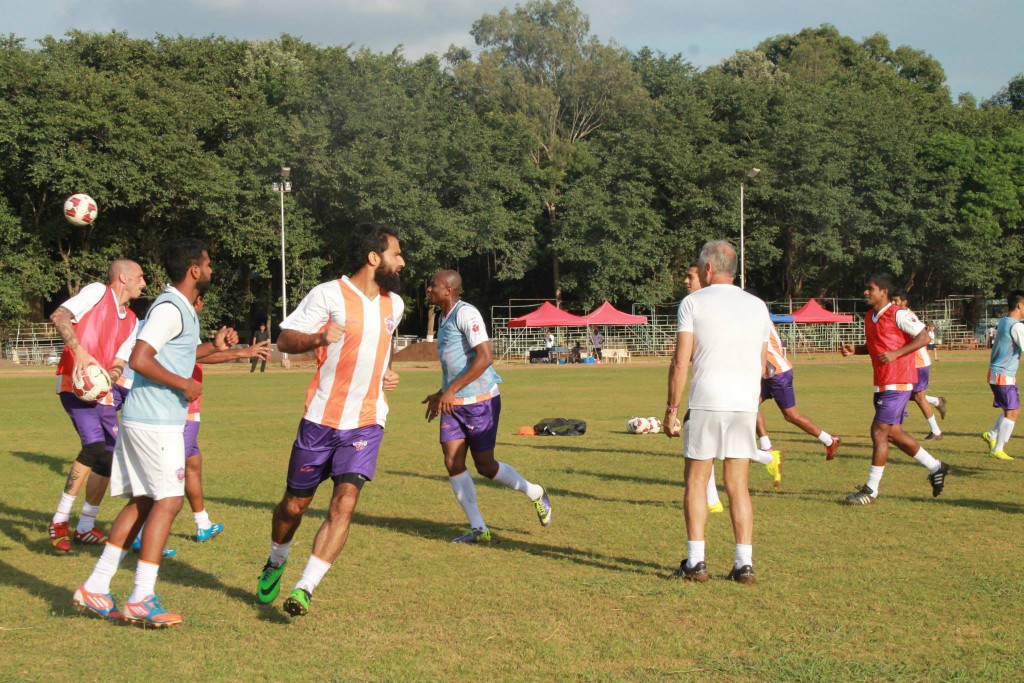 1617108_608684032575095_462216095773475044_o