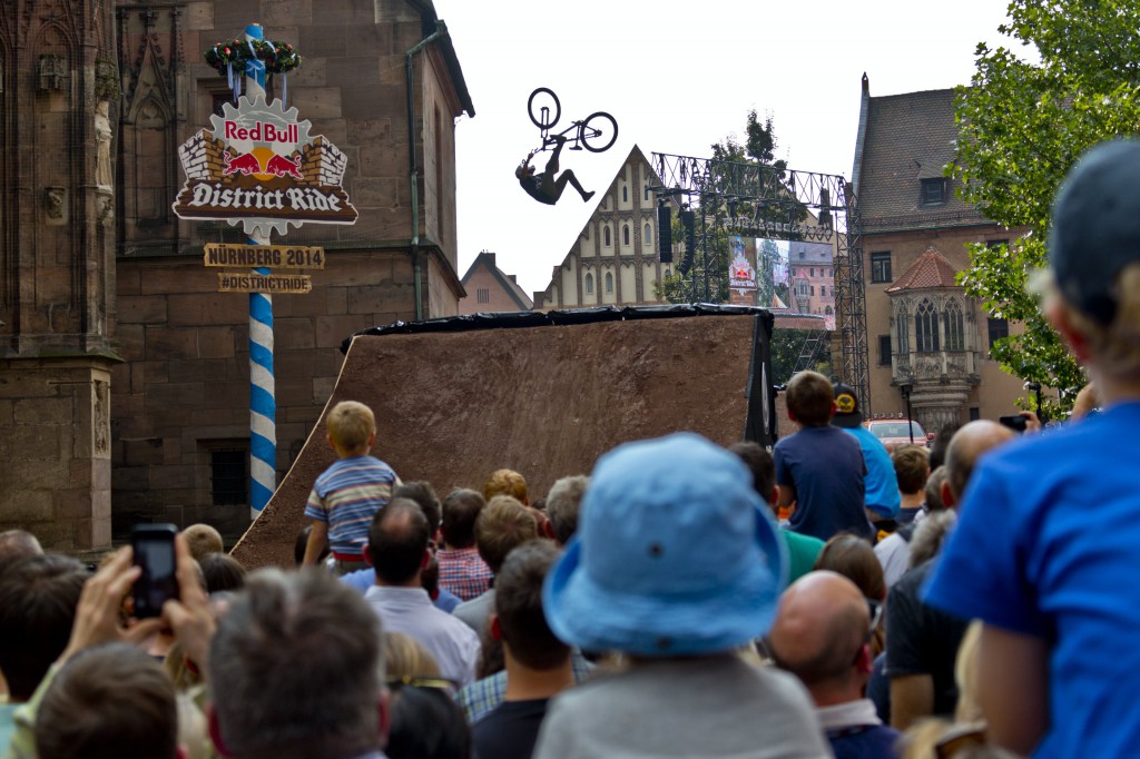 P-20140906-00434_News