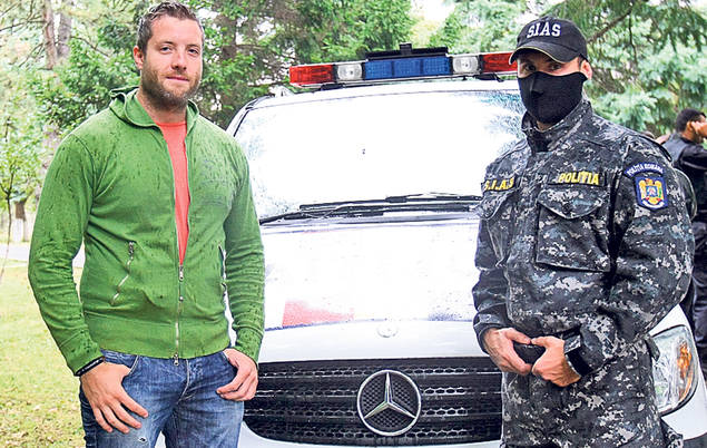 EXCLUSIV LIBERTATEA | Doi luptători SE BAT pe Mantea