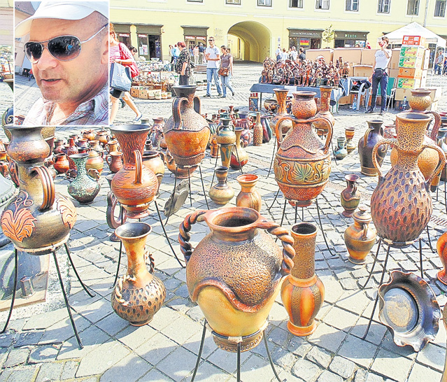 Dacă-i bal, bal să fie! Oriunde s-au aflat, românii au petrecut