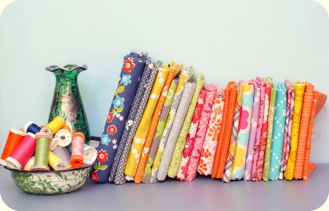 Pentru pasionații de handmade! 8 magazine art&hobby îți dau materiale GRATUIT