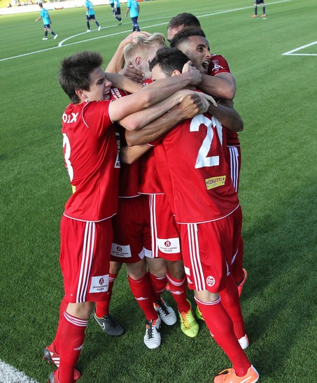 ueberschwaenglicher-badener-jubel-nach-dem-32-in-der-nachspielzeit-