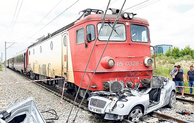 Podurile Cernavodă şi Feteşti sunt în pericol de prăbuşire