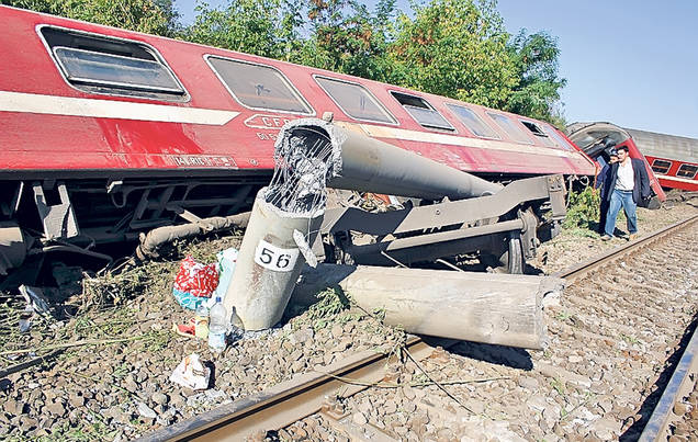 Podurile Cernavodă şi Feteşti sunt în pericol de prăbuşire