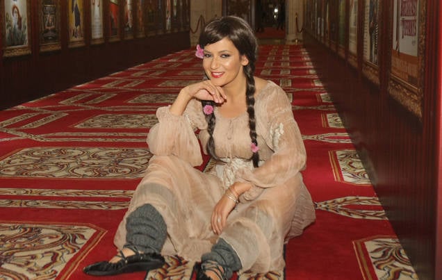 Cabral, de la biserică la bal