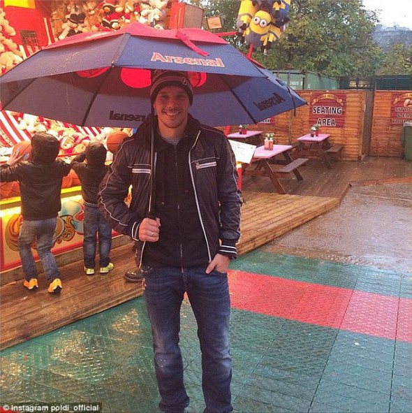 FOTO&VIDEO / Lukas Podolski a fugit de la Arsenal: "Nu ştiu dacă mă mai întorc"