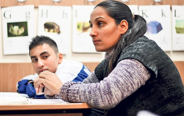 Fiică şi mamă, colege de bancă la clasa a IV-a