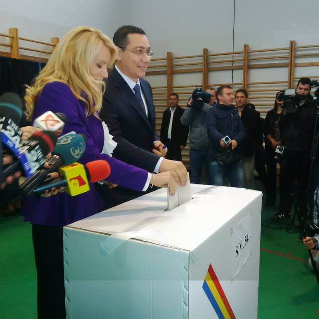 ROMÂNIA VOTEAZĂ! AICI AFLI TOT CE SE ÎNTÂMPLĂ LA ALEGERI  | ALEGERI PREZIDENȚIALE 2014