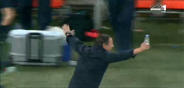 10841475_760725073999879_1299416809_n