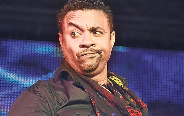 Costi Ioniţă şi-a învestit garderoba cu… puteri protectoare: «Iile mele sunt scut energetic!»