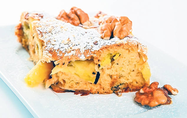 6 rețete cu MERE pentru un meniu complet