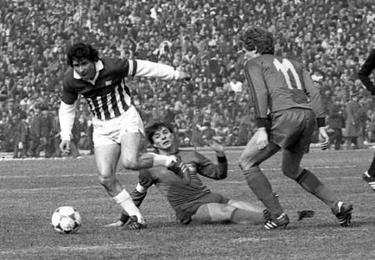 TRAGEDIA IERNII ÎN FOTBALUL ROMÂNESC / Fostul mare rapidist Nae Manea a glumit până în ultimele clipe: ^"Aveţi grijă de gagici!"