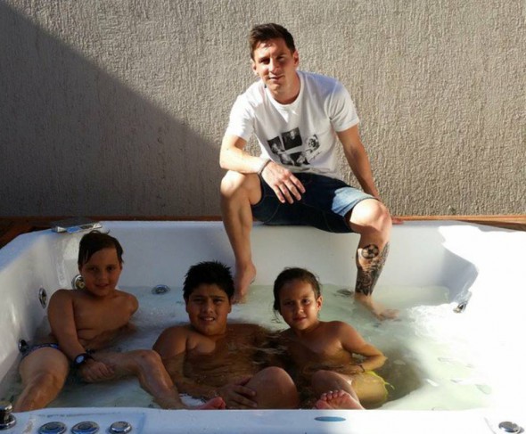 10891789_937151912971070_566976355534997599_n