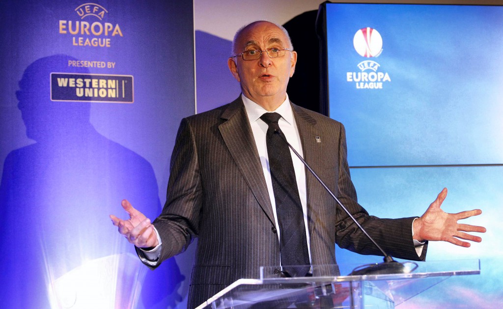 Michael van Praag to run for FIFA President
