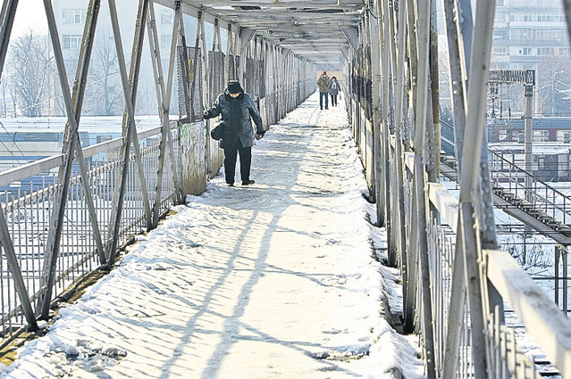 Crapă pietrele | Cum a trecut România de o noapte polară