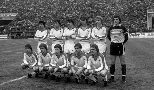 O fostă glorie de la Dinamo îi atacă pe şefii ”câinilor”: ”E DEZASTRU acolo!"