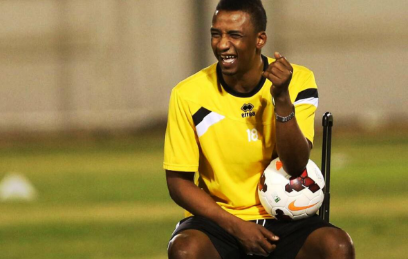 Unul dintre "duşmanii" lui Piţi a bătut un om pe stradă, iar apoi a încasat o corecţie zdravănă!