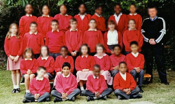 Cum arăta „Jihadi John” la 11 ani. Poză rară, din copilăria temutului terorist ISIS. Era pasionat de fotbal / FOTO