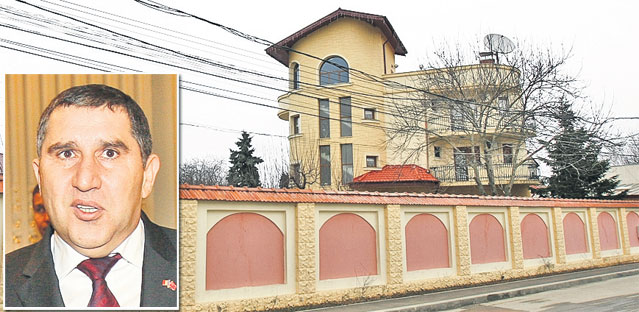 Luxul din propriile case le e pușcărie! În așa condiții să tot fii închis! EXCLUSIV