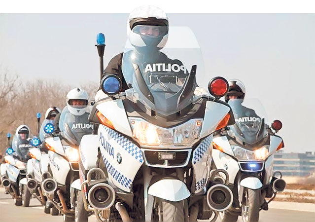 «Bolizi cu grade» | Putere, viteză și lux în garajele «Internelor»