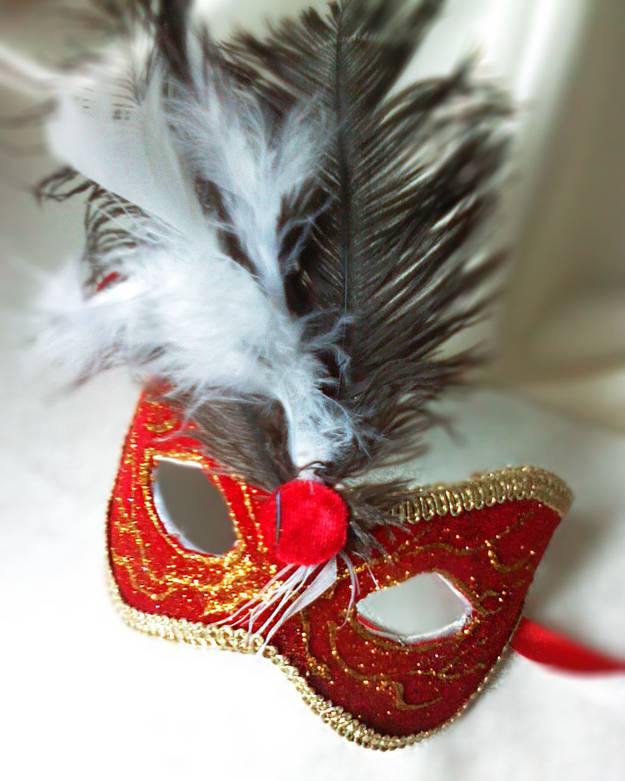 Top 4 accesorii provocatoare pentru tinuta de Valentine’s Day 
