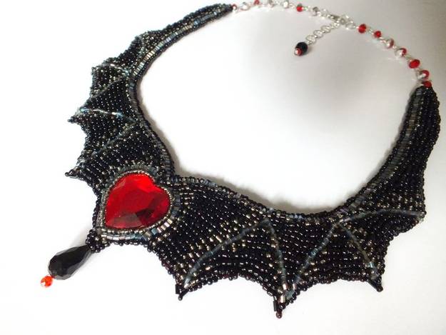 Top 4 accesorii provocatoare pentru tinuta de Valentine’s Day 