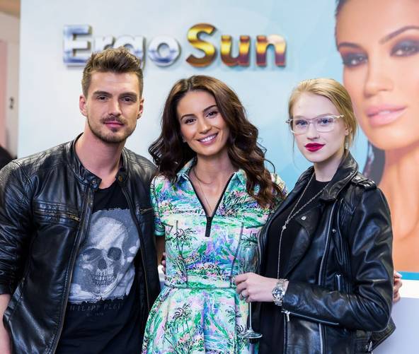 Ea e IUBITA lui BOGDAN VLĂDĂU! Ți se pare că se potrivesc cei doi?