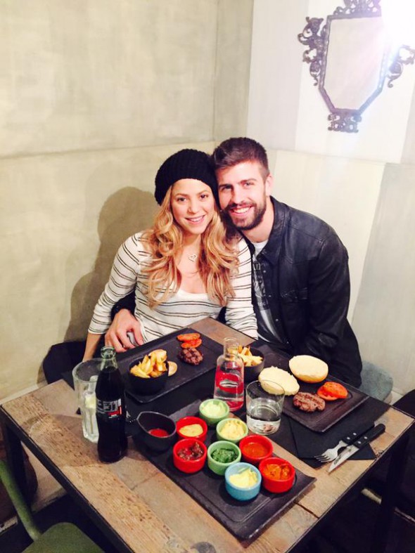 Unde a dus-o Pique pe Shakira de "Ziua îndrăgostiţilor". Fanii i-au certat / FOTO