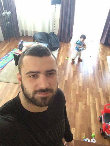 andrei selfie