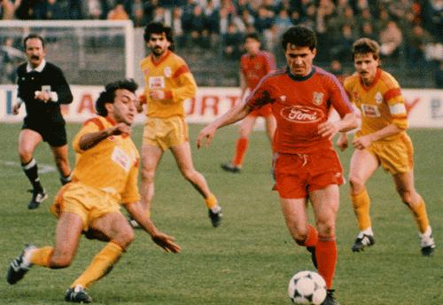 hagi-in-steaua-4-0-galatasaray