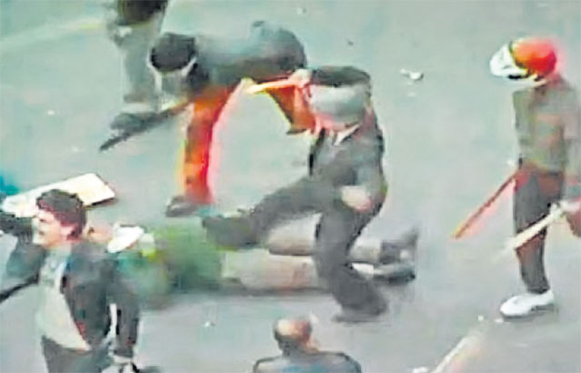 S-au împlinit 25 de ani de la conflictul interetnic din Târgu Mureş «A fost vânătoare de oameni» | EXCLUSIV