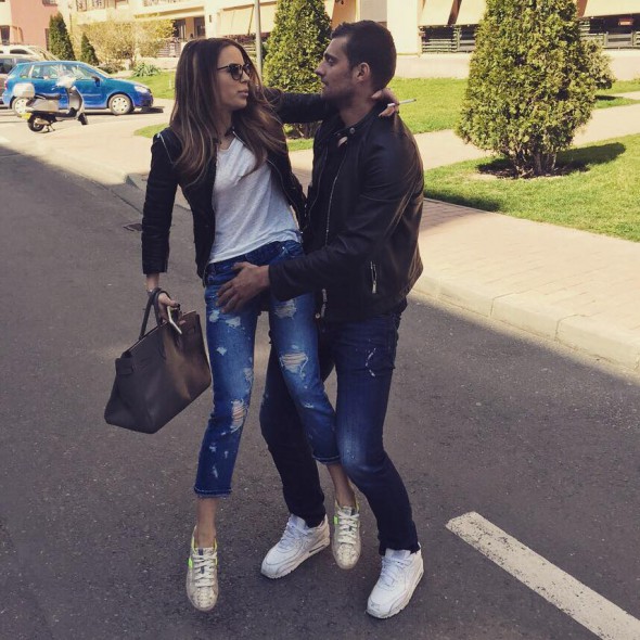 Gabi Tamaș - scene interzise minorilor pe stradă cu soția! / FOTO ÎN ARTICOL