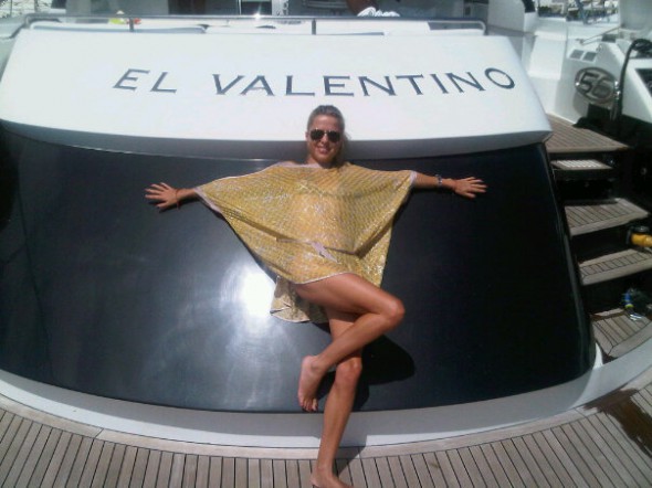 561061_4186015339548_874756082_n