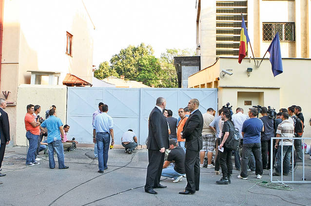 Viața și ororile lui Ioan Clămparu! Temutul interlop este acum la doi pași de Elena Udrea