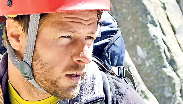 Vrea să reclădească satul lui Lama! Un scriitor român a trăit cutremurul din Nepal, iar acum încearcă să ajute