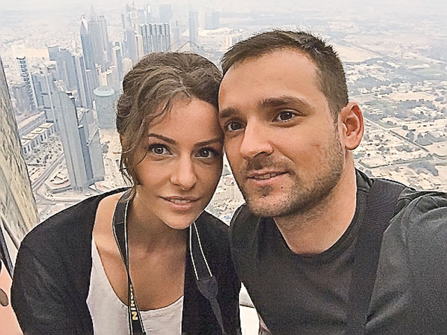 SIMONA regretă că s-a retras  din tenis. Nu vorbim de  Halep, ci de o  prezentatoare TV  care împărtăşeşte  pasiunea pentru  sportul alb cu campioana noastră