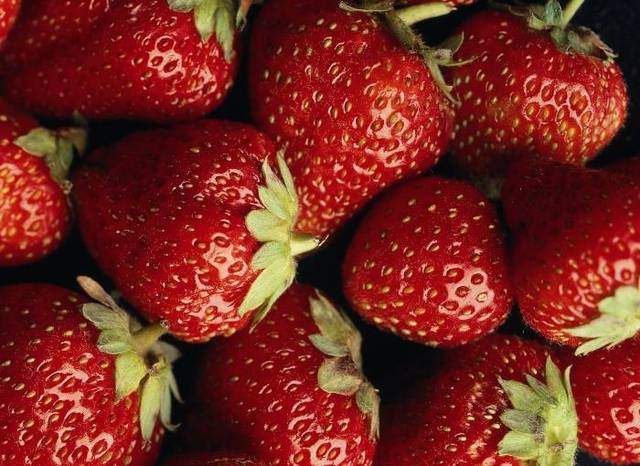 Le consumi des, dar habar nu ai ce pot face! FRUCTELE CU 200 DE SEMINȚE, care au puteri vindecătoare