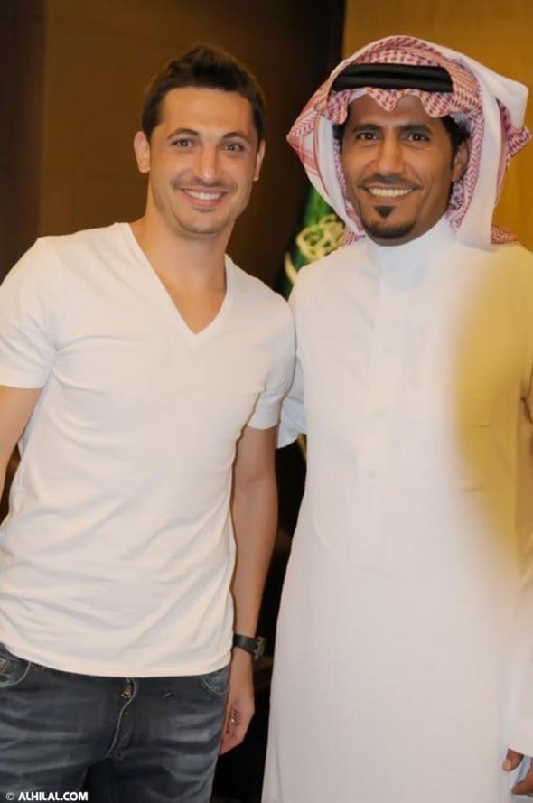 31586684123416822162