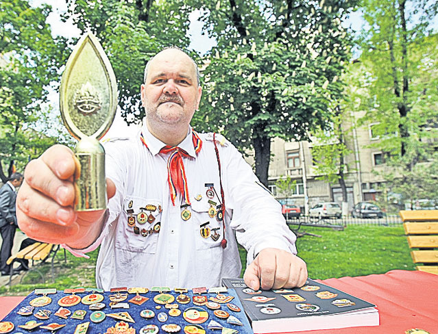 Sărbătoarea celor 30.000.000 de mici | Românii au petrecut de Ziua Muncii după cum au avut pofte și bani