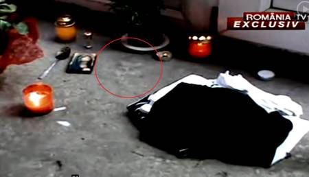 MINUNE! I-a apărut chipul lui ARSENIE BOCA în fața casei! Momentul în care s-a întâmplat e un semn