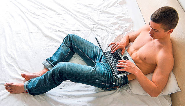 EXCLUSIV | Răpită, vândută proxeneților și apoi violată la comanda tatălui