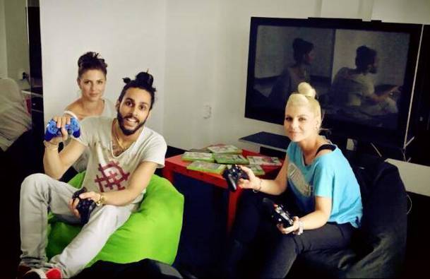 Cu cine se iubește Adina de la Haven? E un cântăreț cunoscut de la noi!