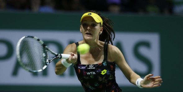 La Toronto, Simona Halep a dovedit caracter și plămâni de campioană, în fața deținătoarei titlului, Agnieszka Radwanska. ^Ceilalți români care au concurat în Canada au sfeclit-o în serie / LIVE BLOG