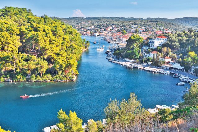 Kassiopi, orăşelul de care ne-am îndrăgostit pe viaţă