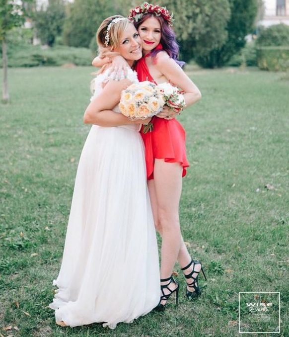 ”Veverița” blondă din emisiunea lui Măruță S-A MĂRITAT! Uite ce mireasă frumoasă a fost | FOTO