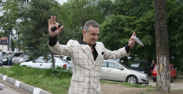 gigi-becali-deschidere-e1425453257816