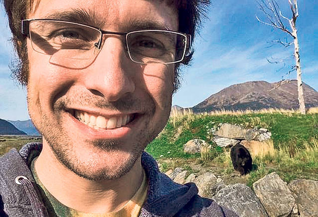 Selfie-ul ucigaș! Tehnologia a mai adăugat un pericol de moarte pe lista nenorocirilor