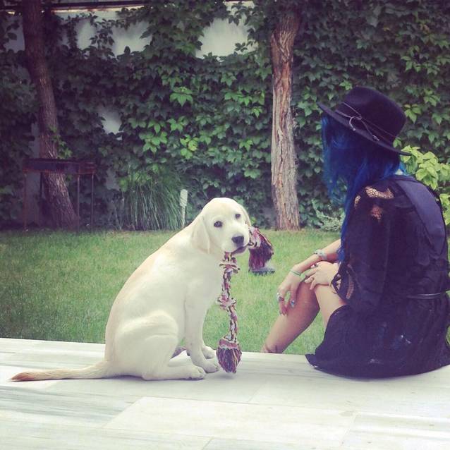 Ce face Andreea Bălan după 8 ORE DE FILMĂRI! Fanii sunt impresionați | FOTO ÎN ARTICOL