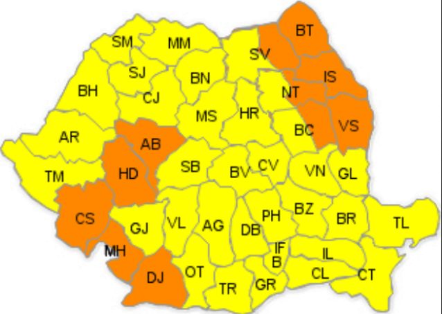 Codul Portocaliu de caniculă, prelungit în 11 judeţe! Restul ţării se află sub Cod Galben